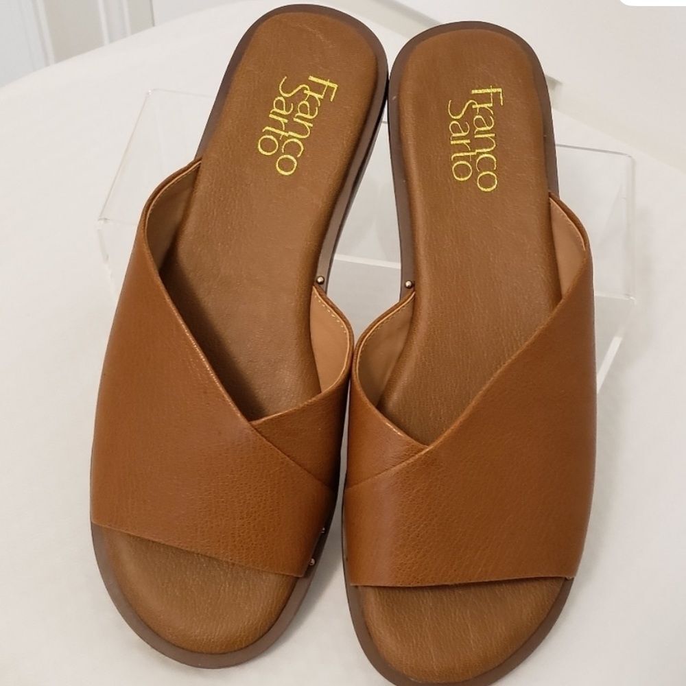 Franco Sarto “Riviera” leather slip on sandal sz 7.5